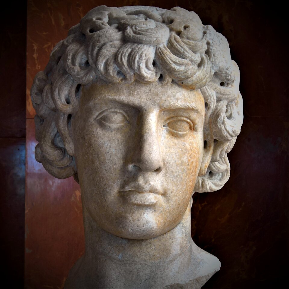 Antique marble louvre
