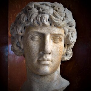 Antique marble louvre