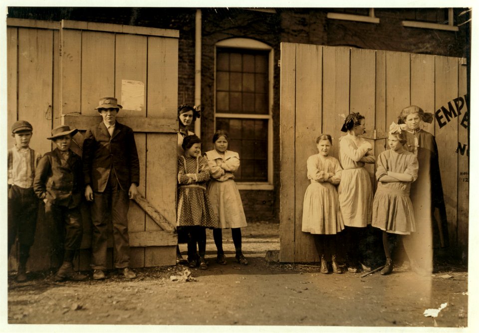 These are all workers in Richmond Hosiery (See report). LOC nclc.01983
