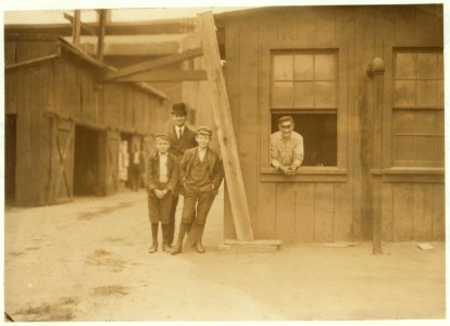 These boys work off and on in Cumberland Glass Works, Bridgeton, N.J. Smallest boy is Geo. Cartwright, 401 N. Laurel St. He says been working off and on since 11 years old. LOC nclc.01213