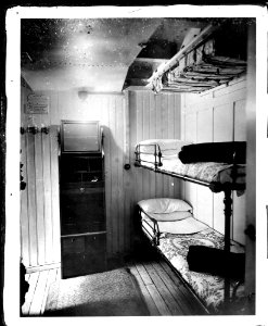 Third Class cabin on the 'Niagara' (1913) RMG G11005