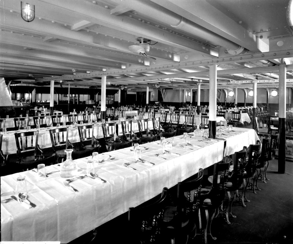 Third Class Dining Saloon on the 'Orama' (1911) RMG G10668