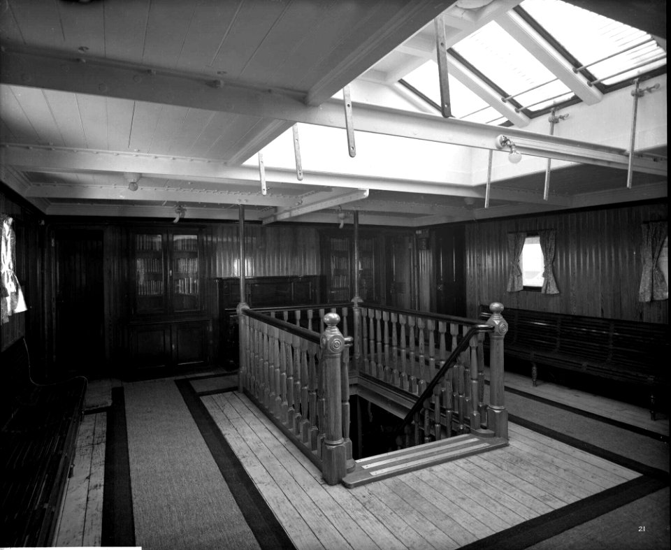 Third Class Lounge on the 'Balmoral Castle' (1910) RMG G10613