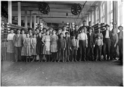 This shows the number of small children on the day shift (50 employees in all). Nearly as many small ones on night... - NARA - 523144