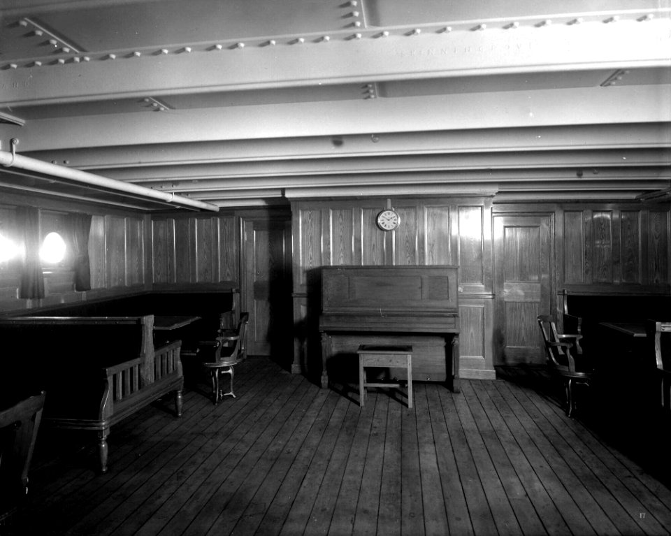 Third Class Ladies' Room on the 'Missanabie' (1914) RMG G10954