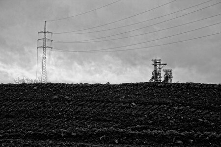 Electricity fossil fuels mine