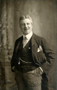 Thomas C Leary, stage actor (SAYRE 5718)