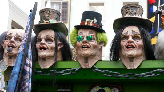 Mask head decoration