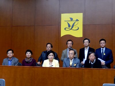 金鐘佔領區全面清場前最後一晚 03