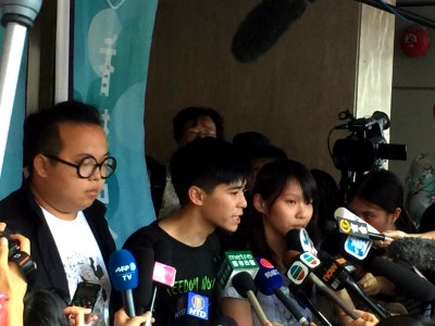 香港上訴庭的對學民思潮前召集人黃之鋒、學聯前秘書長周永康及前常委羅冠聰改判裁定 02
