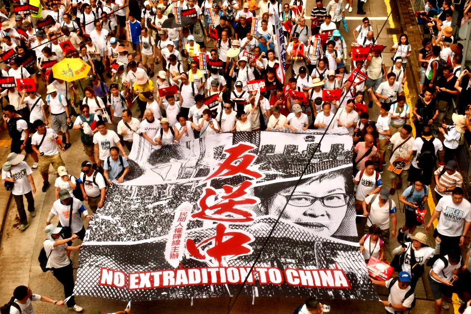 香港人參與反送中大遊行 03