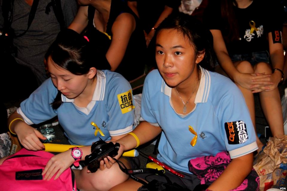 香港中學生首次自發罷課 (14)