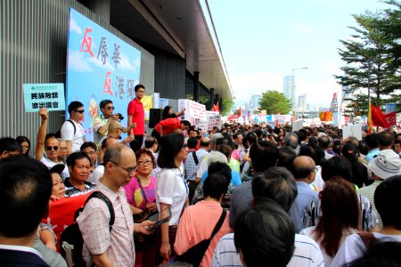 香港本土議員宣誓風波上演政治對決大戲 24