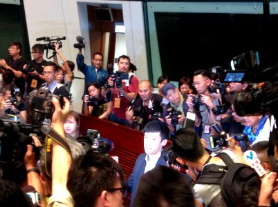 香港本土議員宣誓風波上演政治對決大戲 27