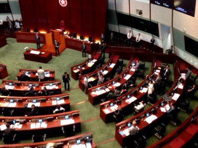 香港本土議員宣誓風波上演政治對決大戲 20