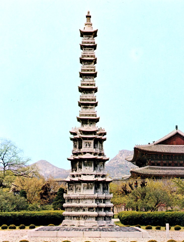 개성 경천사지 십층석탑 04