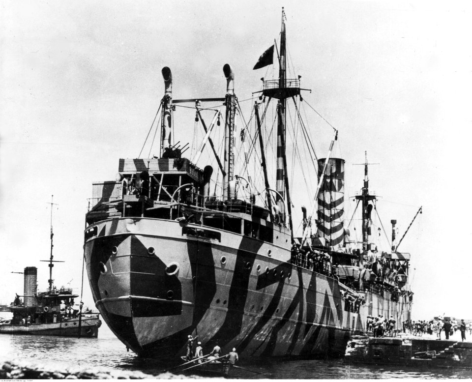 Włoski transportowiec (2-2045)