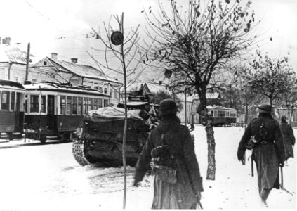 Zajęcie przez wojska niemieckie miasta Kalinin (2-799)