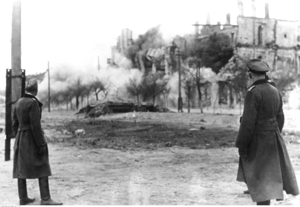 Zajęcie przez wojska niemieckie miasta Eupatoria na Krymie (2-761)