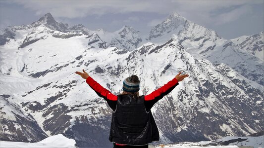 Tops the rapture snow