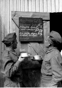 Życie codzienne polskich żołnierzy w Wielkiej Brytanii (21-123-3)