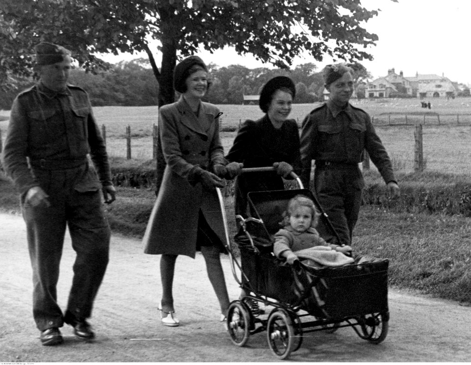 Życie codzienne żołnierzy polskich w Wielkiej Brytanii (21-115-2)