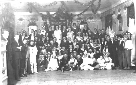 Álarcosbál a tánciskolában - 1926 (1)