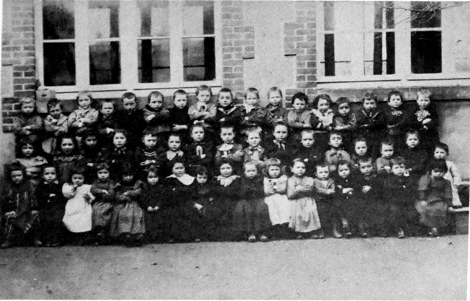 ÉCole rilly début XXe 1005427