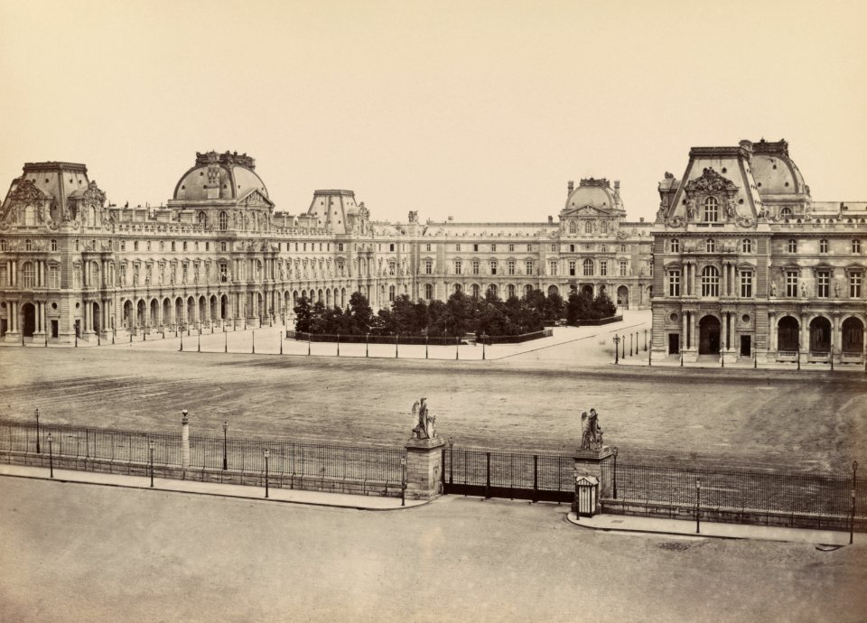 Édouard Baldus, Paris - Louvre, between 1851 and 1870