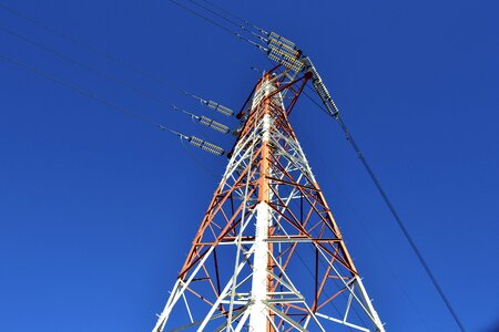 Voltage energy supply