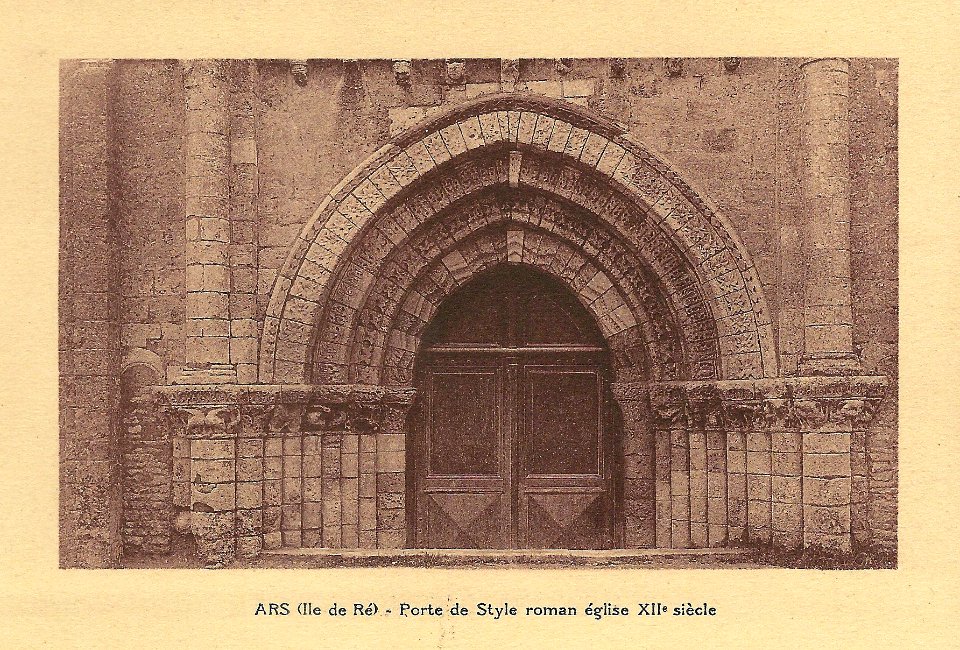 Île de Ré-FR-17-Ars-portail roman de l'église