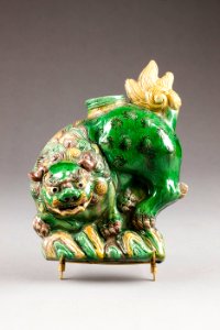 Östasiatisk keramik. Hängvas. Kangxi, Qingdynastin - Hallwylska museet - 95972 photo