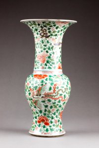 Östasiatisk keramik. Vas, Qing-dynastin, Kangxi - Hallwylska museet - 95932 photo