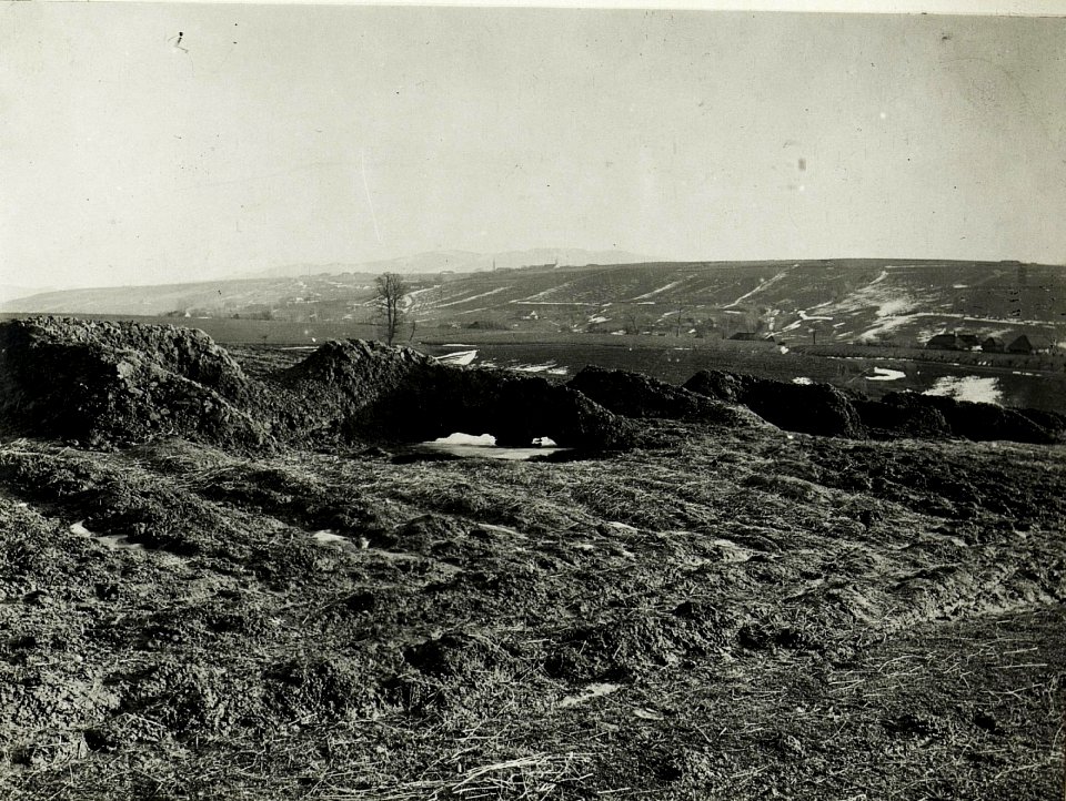 Österreichische Artilleriestellung w. 304. (BildID 15591958)