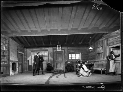 Över vattnet, Dramatiska teatern 1902. Föreställningsbild - SMV - DrT062