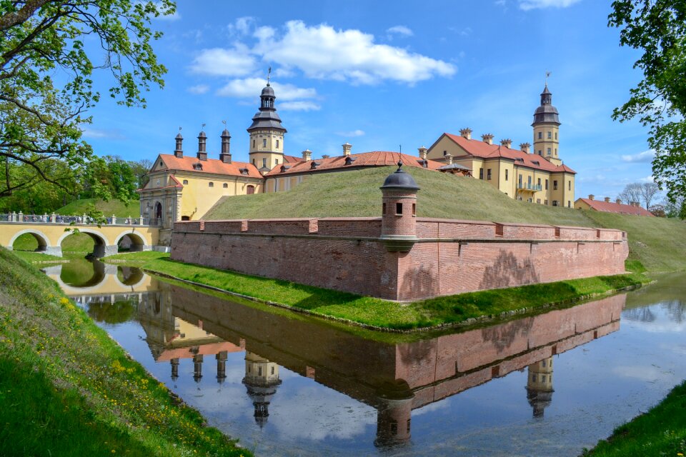 Travel river building