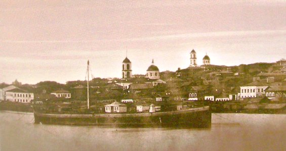 Вид на город с Волги