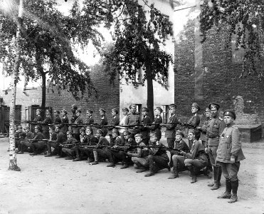 Женский батальон смерти. Петроград, июнь 1917 photo