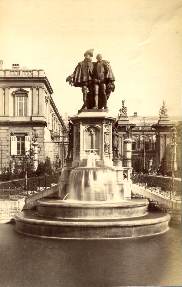 Памятник графов Эгмонта и Горна