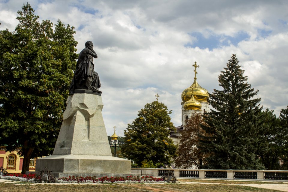 Памятник М. Ю. Лермонтову в Пятигорске