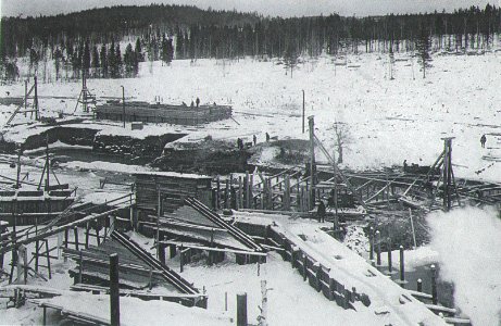 СУМЗ. Сооружение плотины на реке Чусовой