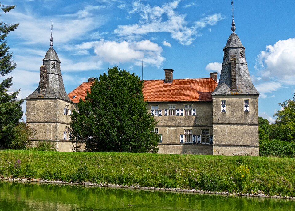 Wasserburg well towers