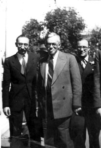 אייזיק רמבה, זאב ז'בוטינסקי ויוסף קופלביץ', וינה 1937 photo