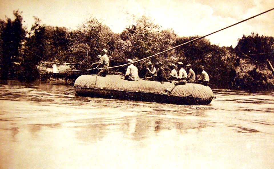 “From the Palestine Front- German pioneers ride the ferry to Jordan, WWI (29126557820)