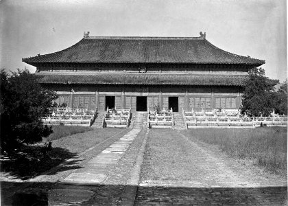 北京城外永樂皇之大殿殿內照京城大殿一樣即成祖文皇陵