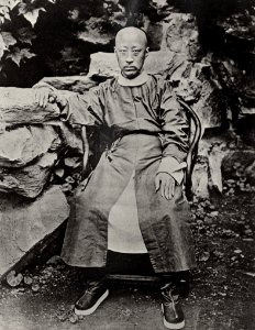 Thomson, John - Der Prinz K'ung (I-hsien), Führer der Reformbewegung nach 1860 (Zeno Fotografie)