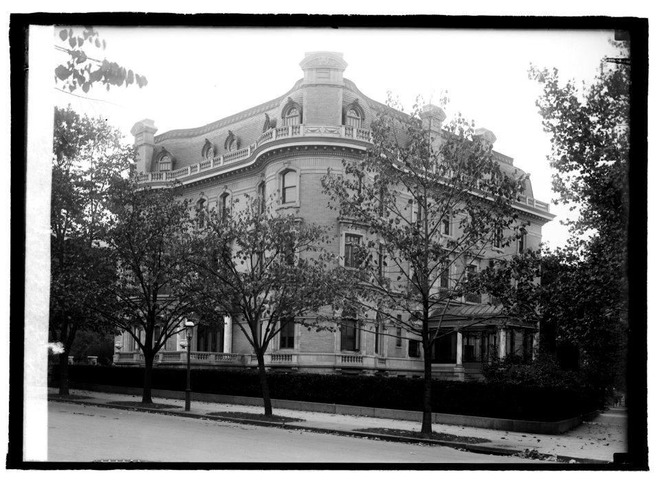 Thos. F. Walsh House, 22 & Mass. Ave LCCN2016821866