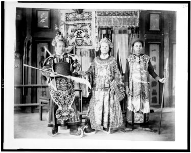 Three actors from Theatre Annamite, full-length portrait, in costumes, Paris Exposition, 1889 LCCN94500833