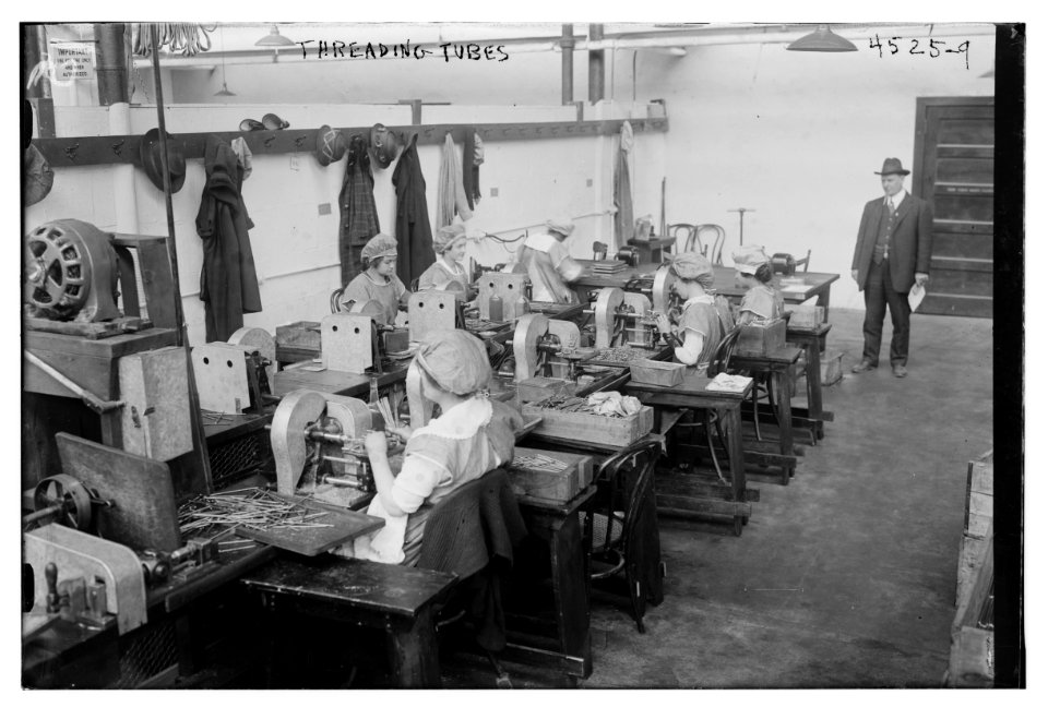 Threading tubes LCCN2014706569