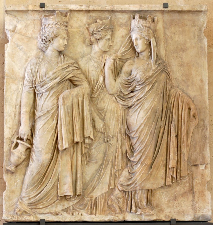 Three tyches Louvre Ma590